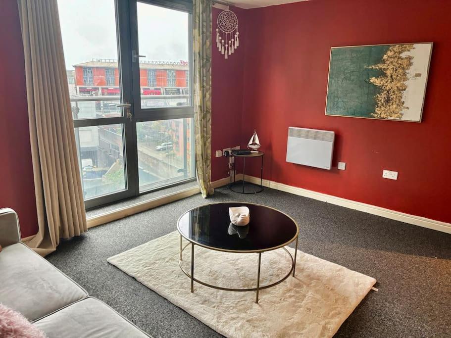 Luxury Apartment In The Heart Of Birmingham City! Exterior photo